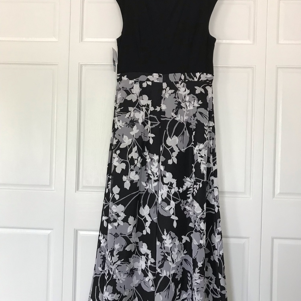 Alex Evenings Gown - Picture 9 of 16